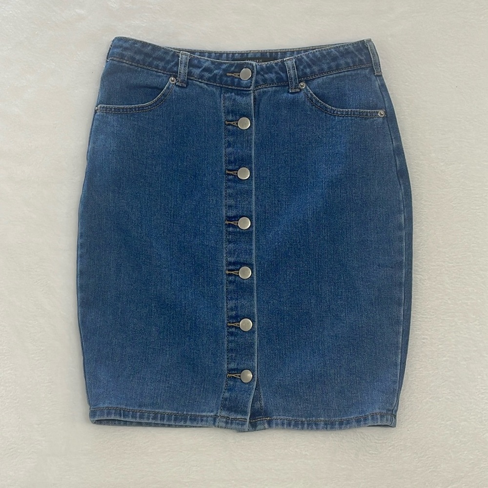Forever 21 Denim Button Front Pencil Skirt Size Medium